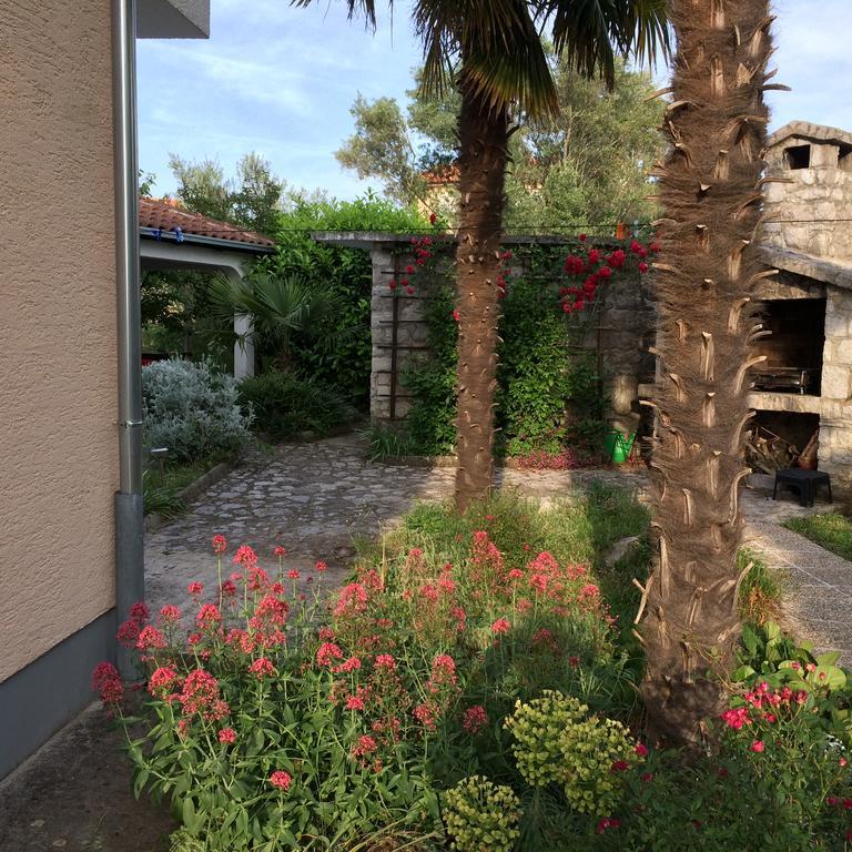 Apartments Toni-Malinska Zewnętrze zdjęcie